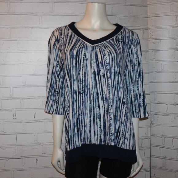 💙 Secret Treasures Blue & White Striped Blouse – Size XL Lightweight · - Picture 5 of 5